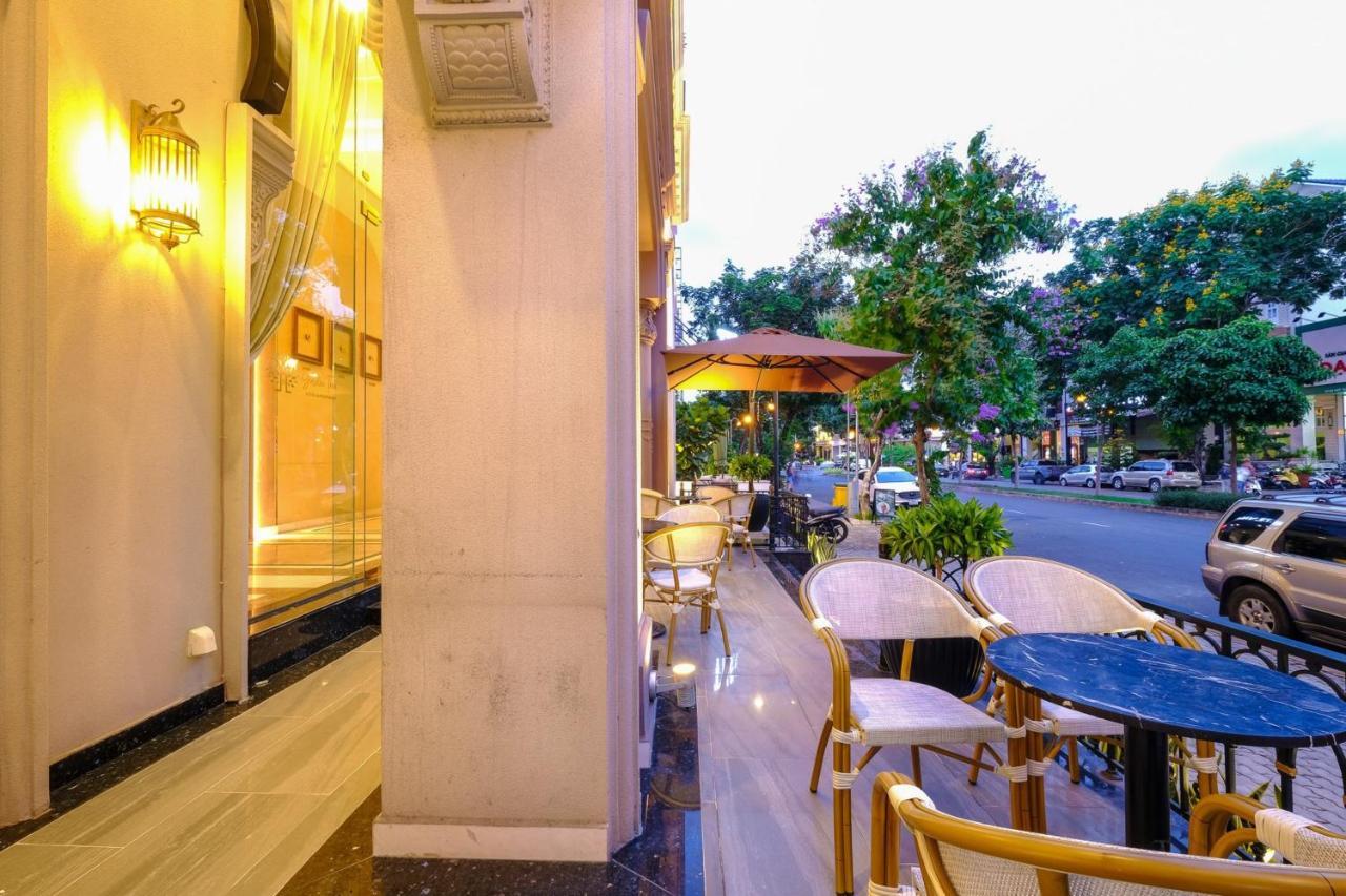 Golden Tree Hotel & Apartment Ho Chi Minh City Exterior photo